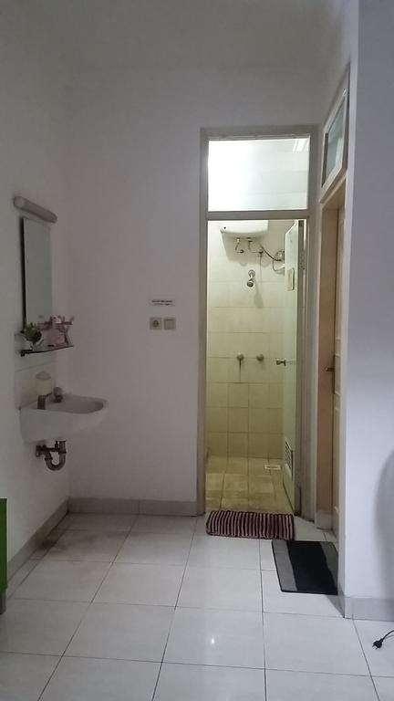 Homey House Serpong Ngoại thất bức ảnh